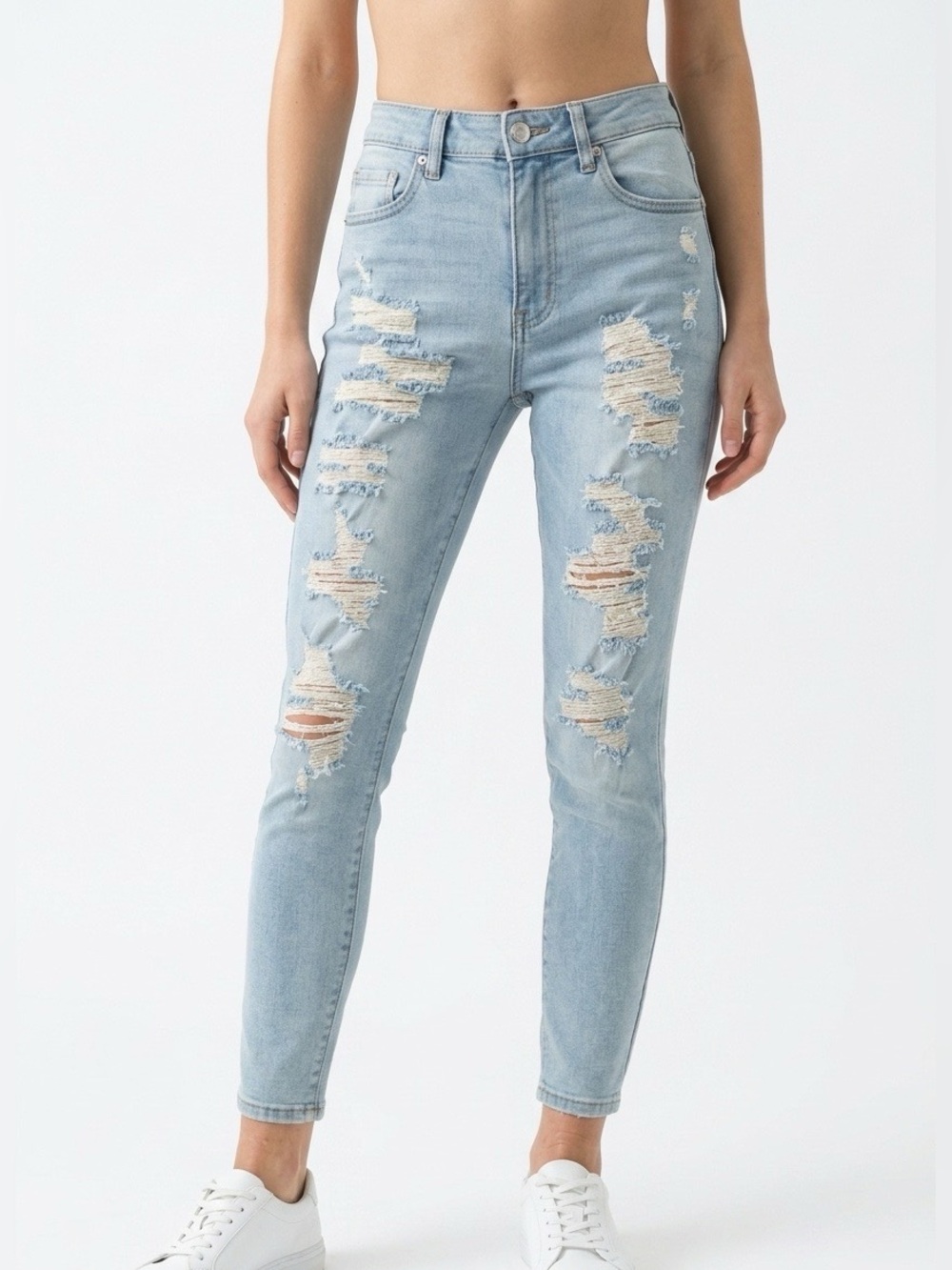 Aeropostale High-Rise Curvy Light Blue Distressed Women’s Jeans